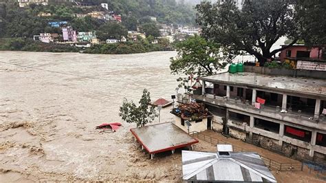 breaking uttarakhand floods news